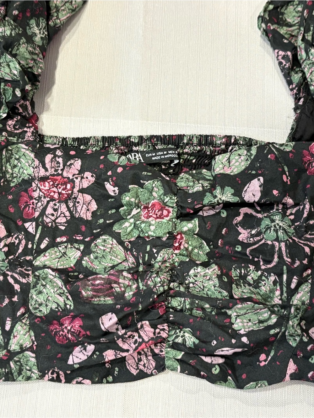 Zara Black Floral Puff-Sleeve Crop Top with Pink & Green Accents #1029 - Picture 7 of 9